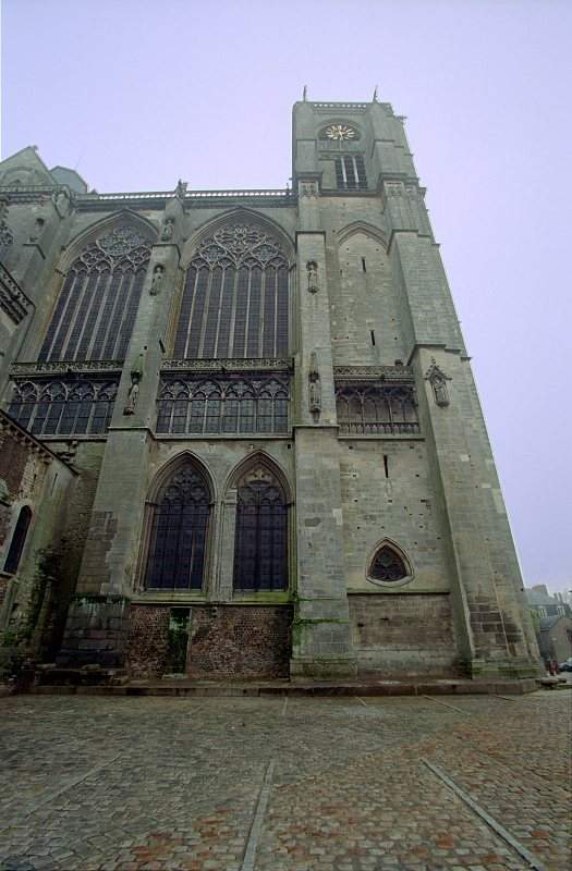 Cathedrale_Saint_Julien_de_Le_Mans_2944-0019.jpg