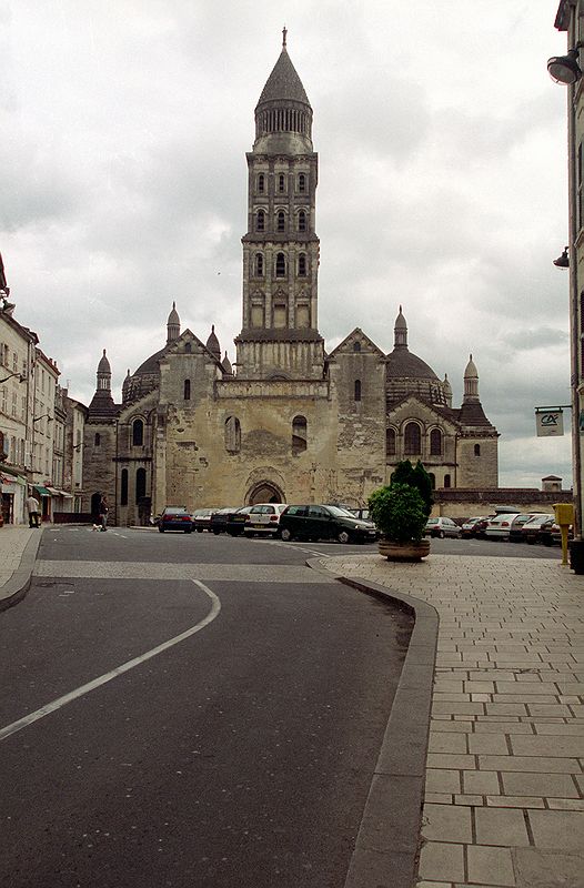 FR-Perigueux-Saint_Front-9119-0021.jpg