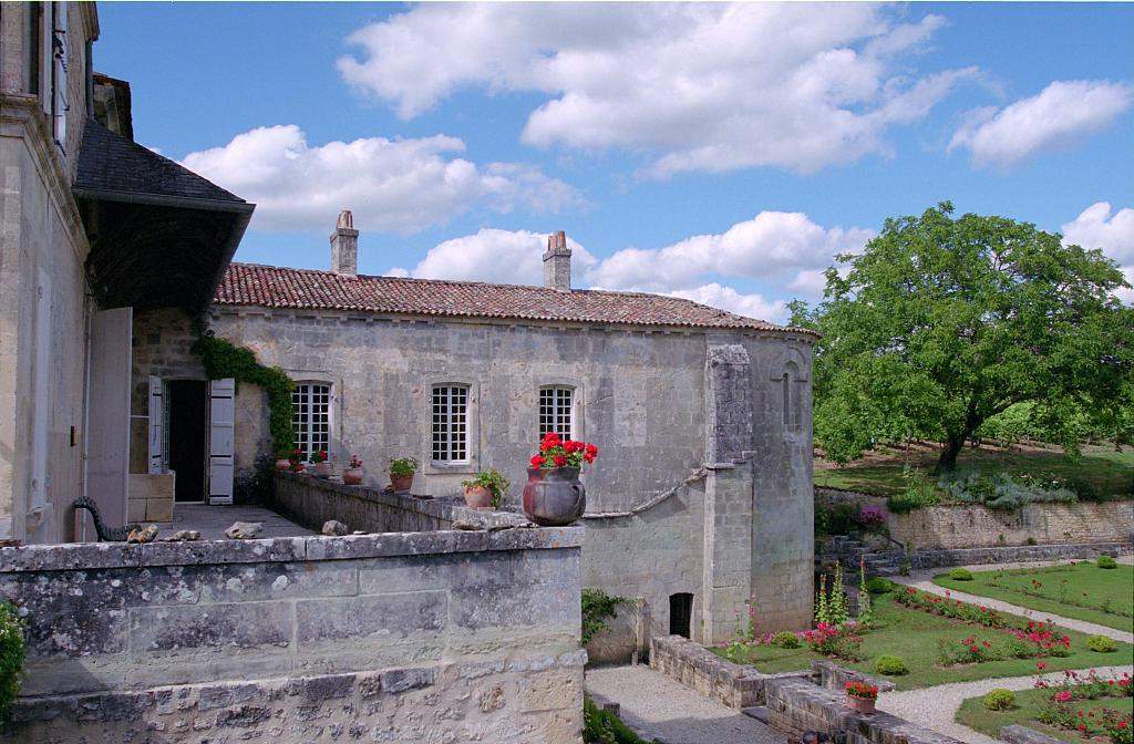 Abbaye_de_Fontdouce-0001-0019.jpg