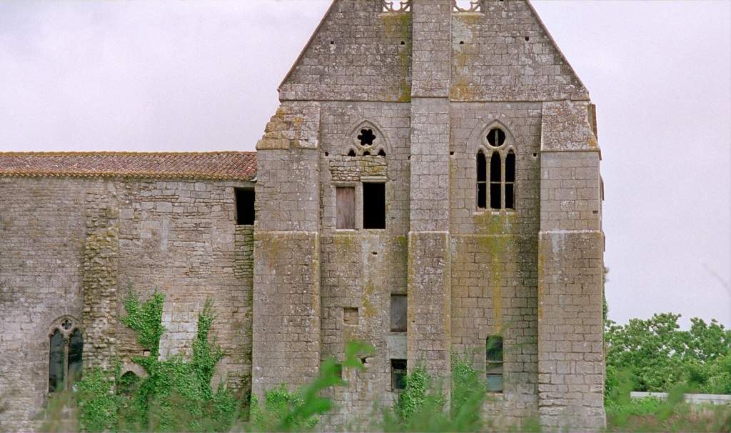 Abbaye_de_Maillezais_752-778-0035.jpg