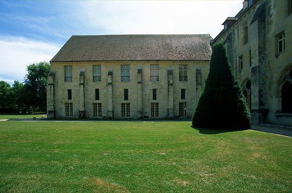 FR-Asniere-Abbaye_de_Royaumont-2150-0013.jpg