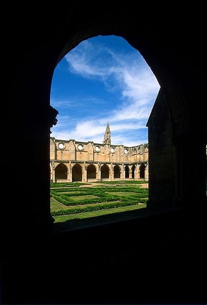 FR-Asniere-Abbaye_de_Royaumont-2150-0015.jpg