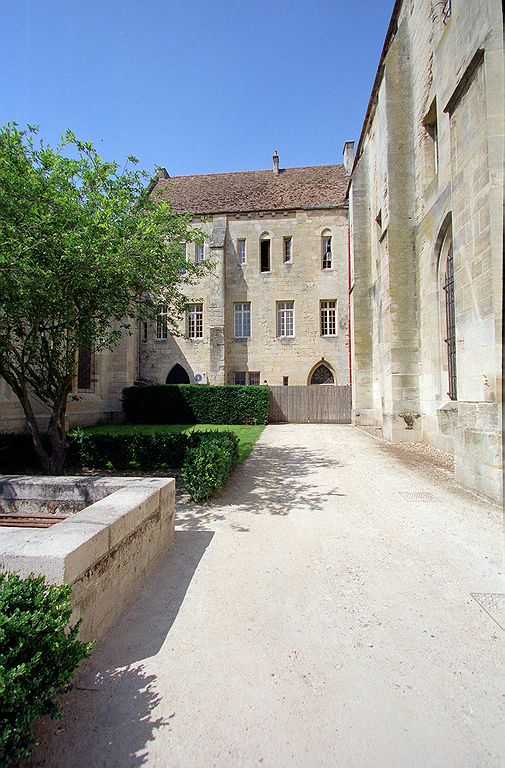 FR-Asniere-Abbaye_de_Royaumont-6718-0022_pt.jpg