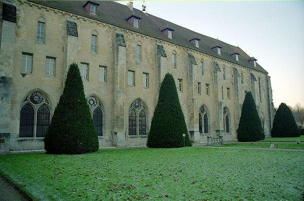 FR-Asniere-Abbaye_de_Royaumont-734761-0006.jpg