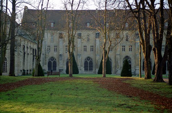 FR-Asniere-Abbaye_de_Royaumont-805911-0014.jpg