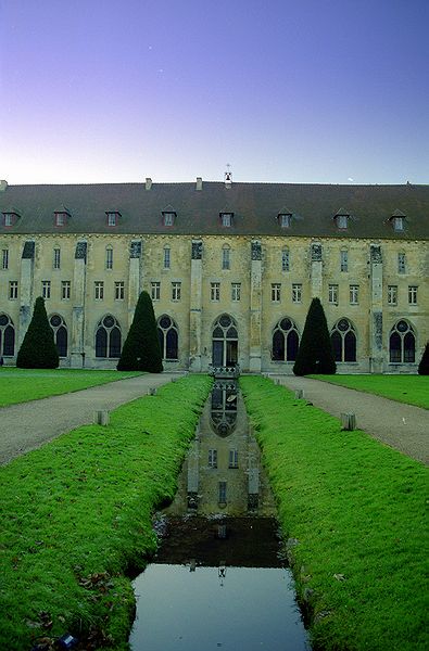 FR-Asniere-Abbaye_de_Royaumont-805911-0016.jpg