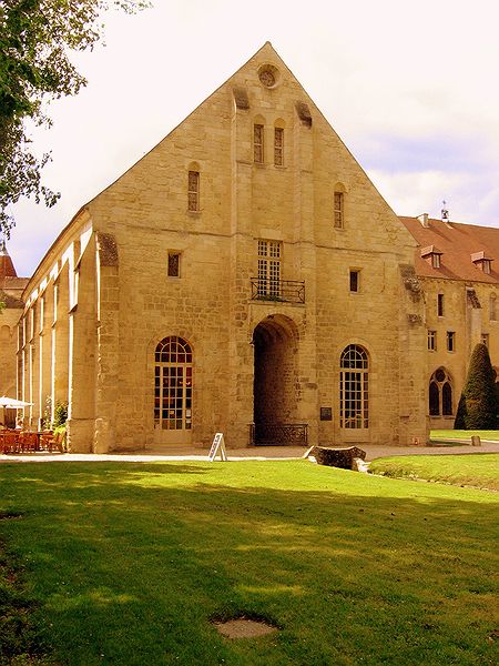 FR-Asniere-Abbaye_de_Royaumont-a80_2005-05-08_0018.jpg