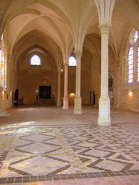 FR-Asniere-Abbaye_de_Royaumont-a80_2005-05-08_0028.jpg