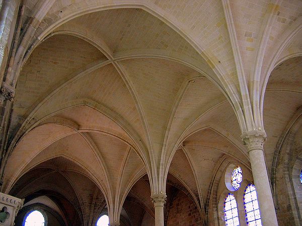 FR-Asniere-Abbaye_de_Royaumont-a80_2005-05-08_0031.jpg