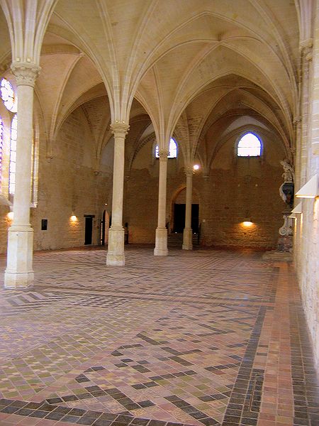 FR-Asniere-Abbaye_de_Royaumont-a80_2005-05-08_0032.jpg