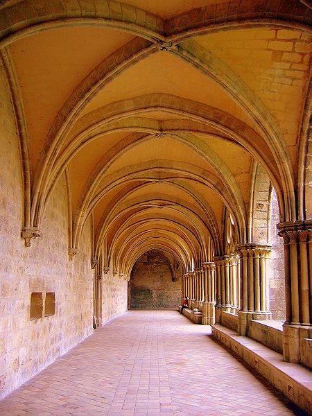 FR-Asniere-Abbaye_de_Royaumont-a80_2005-05-08_0061.jpg