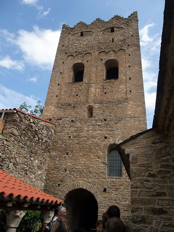 FR-Saint_Martin_du_Canigou-Saint_Martin-f100_2008-08-14_1897_pt.jpg