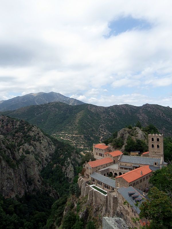 FR-Saint_Martin_du_Canigou-Saint_Martin-f100_2008-08-14_1931_pt.jpg