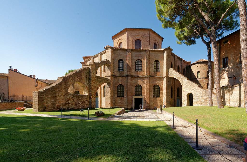 IT-Ravenna-SanVitale-E5D_2014-08-18_4102.jpg