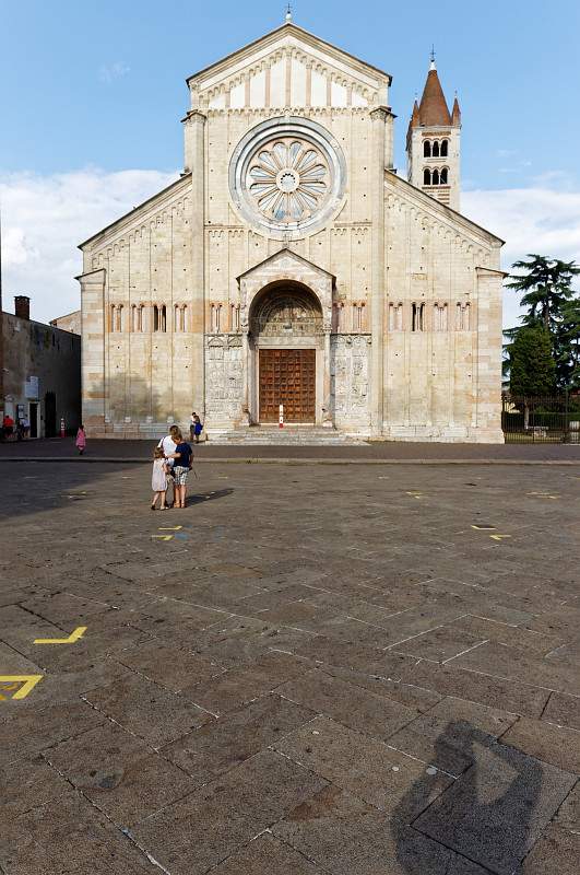 IT-Verona-SanZeno-E6D_2015-08-21_6083.jpg