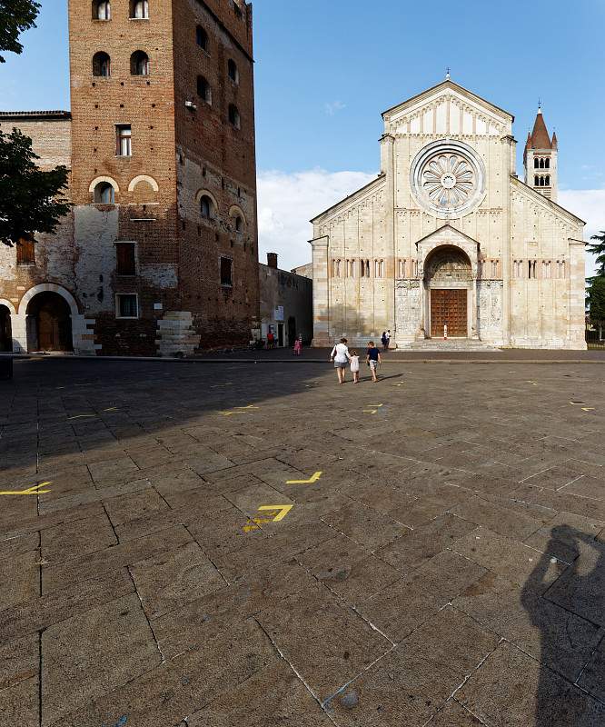 IT-Verona-SanZeno-E6D_2015-08-21_6084.jpg