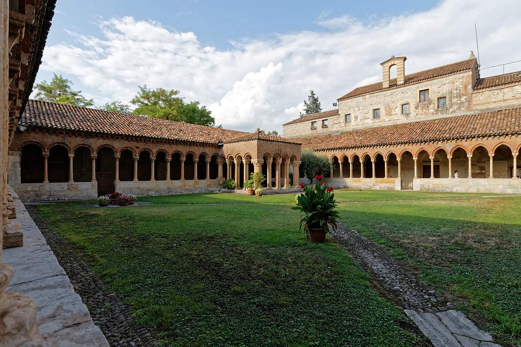 IT-Verona-SanZeno-E6D_2015-08-21_6127.jpg