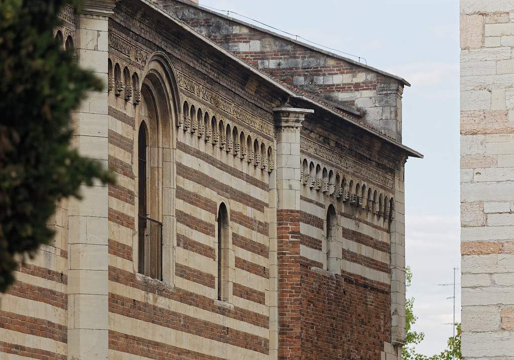 IT-Verona-SanZeno-E6D_2015-08-21_6406.jpg