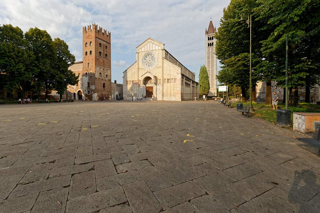 IT-Verona-SanZeno-E6D_2015-08-21_6413.jpg